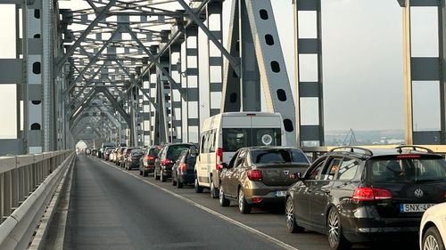 Românii din Giurgiu și zona limitrofă se deplasează în masă în orașul bulgar Ruse ca să cumpere combustibil și alimente de bază