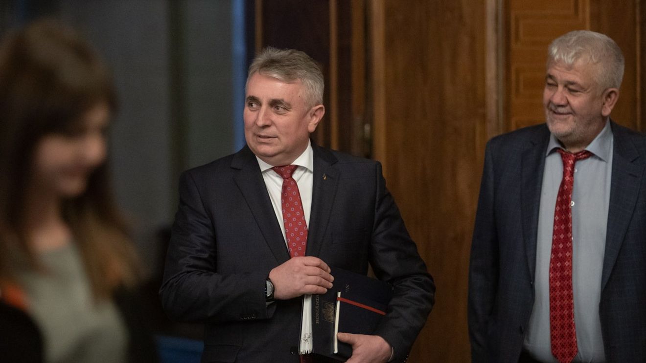 USR anunţă o nouă moţiune simplă împotriva lui Bode