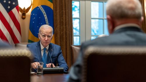 Biden admite că a făcut o "greşeală" cerând "ţintirea" lui Trump