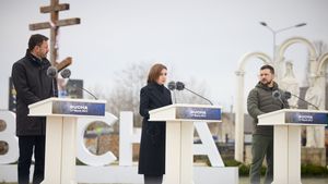 VIDEO Maia Sandu, la Bucea, alături de Zelenski: Credem în victoria Ucrainei! Crimele împotriva umanității trebuie să ducă la consecințe grave