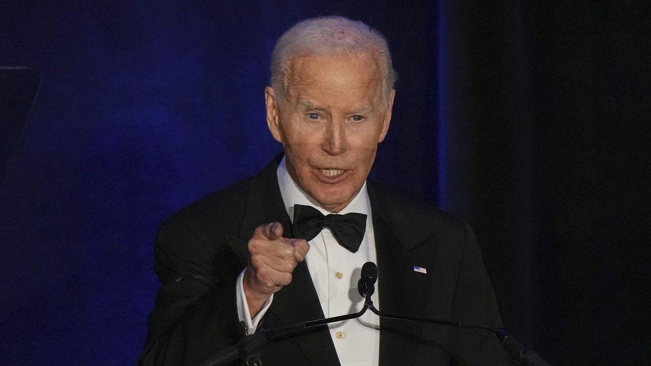 Joe Biden a suferit o operaţie pentru îndepărtarea celulelor canceroase de pe piele, la câteva luni după diagnosticarea cancerului de prostată