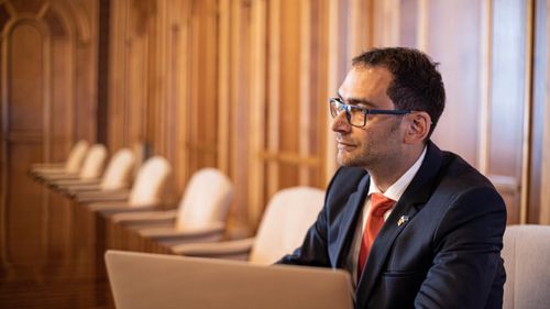 Fost deputat USR, după ce Elena Lasconi l-a comparat pe Nicușor Dan cu Călin Georgescu: Pur și simplu îmi curge sânge din urechi auzind-o