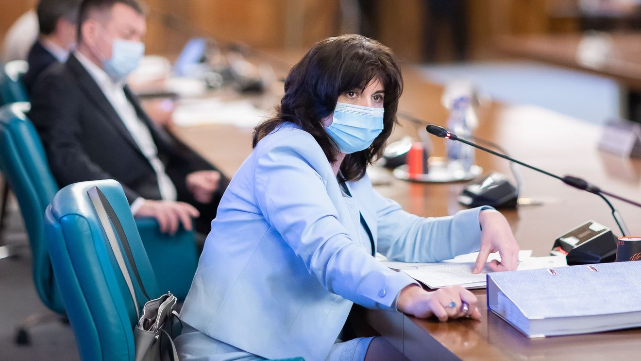Monica Anisie: De luni începe distribuția pentru alte peste 100.000 de tablete pentru elevi