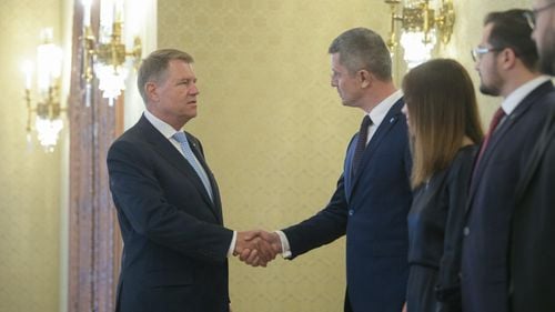 Președintele Iohannis, înțepături voalate pentru USR după ce Barna a exclus intrarea la guvernare: ”Partidele de opoziție, toate, trebuie să aibă un comportament rezonabil, în caz de criză”