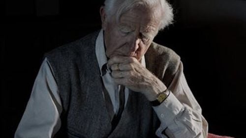 A murit scriitorul britanic John le Carré, maestru al romanului de spionaj