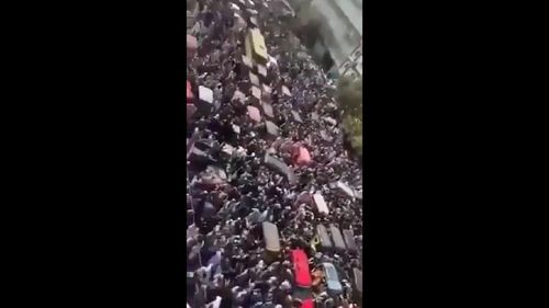 Utimul bilanț al cutremurului din Afganistan, 320 de morți / Au fost cel puţin 7 seisme în decurs de o oră