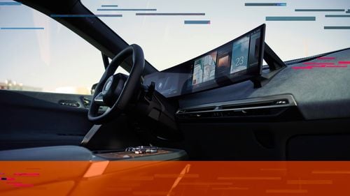 BMW va produce display-ul Panoramic Vision care va acoperi toată lăţimea parbrizului / La limita inferioară vor fi afișate informații relevante pentru conducător şi pasageri / Display-ul va fi montat pe primele modele BMW Neue Klasse