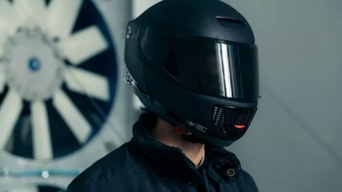 Zyon: Casca de motocicletă cu filtrare a aerului promite plimbări fără poluare