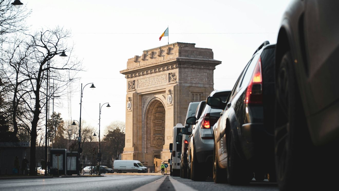 Expoziţia de fotografie "Bucureştiul interbelic" - din 20 septembrie, la Arcul de Triumf