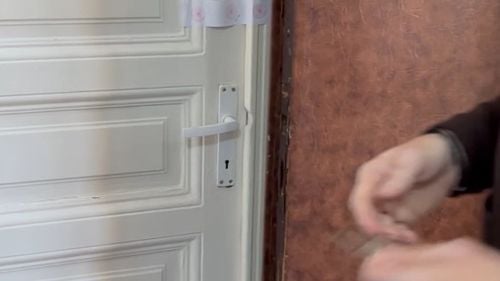 Primarul Brașovului i-a sigilat biroul viceprimarului / Coliban îi transmite viceprimarului că are loc la cimitir, acolo unde mai are singura atribuție administrativă / ”Este un sigiliu care, legal, nu reprezintă nimic”