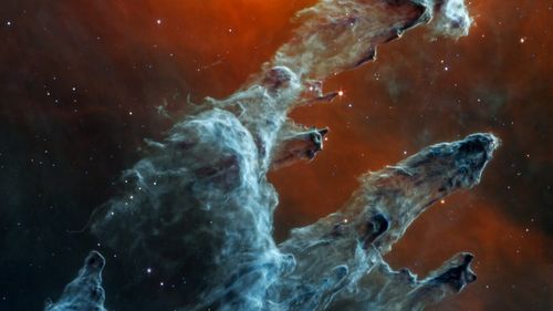 NASA publică o nouă imagine surprinsă de telescopul Webb cu „varianta întunecată” a Pilonilor Creației