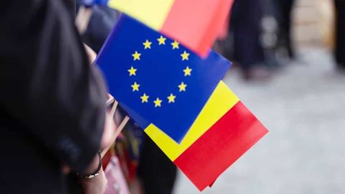 EXCLUSIV SONDAJ Vot masiv pentru rămânerea României în Uniunea Europeană / Doar 13% dintre români spun că ar vota pentru ieșirea din UE dacă duminica viitoare ar avea loc un referendum