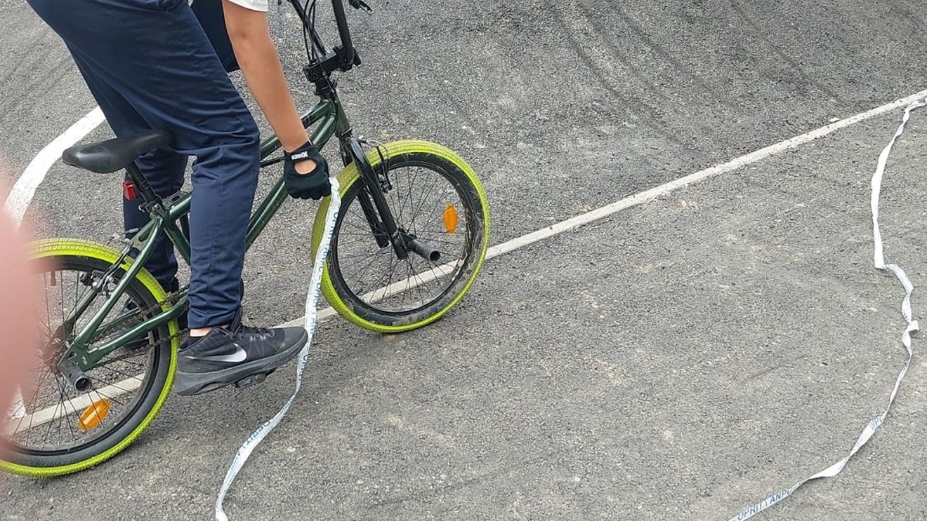 Primăria Sectorului 1 denunță un ”sabotaj” al Protecției Consumatorilor pentru că ar fi închis ”nejustificat” o pistă de ciclism special ”pumptrack” și anunță că localnicii s-au revoltat și au rupt banda de interzicere a accesului