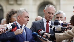 Bode: Cred că vizita l-a convins pe ministrul Karner că România e pregătită să adere la Schengen / Ministrul austriac a declarat la București, potrivit unei traduceri neoficiale: „Suntem foarte departe ca să putem spune că sistemul este funcțional”