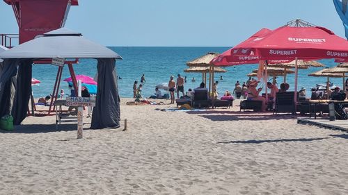 Mai bine la mare decât la școală. Mii de copii au petrecut prima zi de școală la plajă, nu în sălile de curs