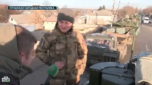 Rusia trimite 200 dintre cele mai moderne tancuri ale sale, T-90M, în Donbas
