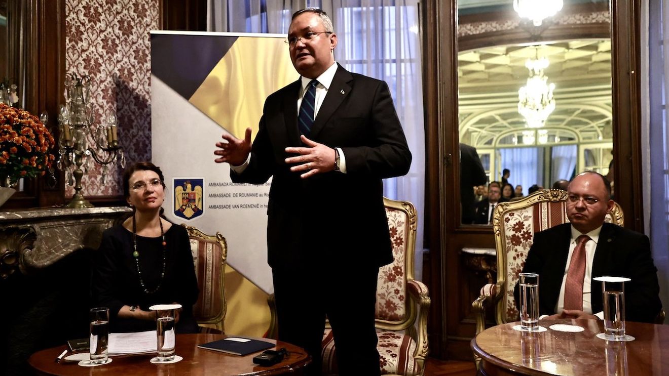 Ciucă după întâlnirea cu oamenii de afaceri români și belgieni: ”Avem cel mai mare buget național alocat investițiilor în ultimii 30 de ani” / ”Accesul la finanțare este dublat de reforme și de menținerea politicii pro-business, asumată ferm de Guvern”