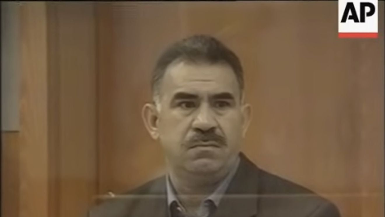 Fondatorul gherilei PKK din Turcia a primit permisiunea să se întâlnească cu avocaţii, pentru prima dată în ultimii 6 ani