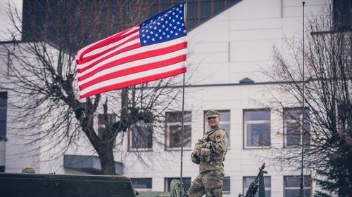 De ce se abțin americanii să răspundă decisiv atacurilor la care sunt supuși în Orientul Mijlociu? Ce cred experții