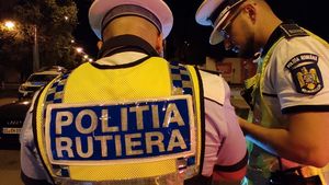 SURSE Trapperul Albert NBN, care a înjurat România pe scena Festivalului ”Beach, Please!”, amendat de Poliția Rutieră pentru că ar fi făcut slalom printre mașini pe o stradă din București și pentru că nu ar fi purtat centura de siguranță