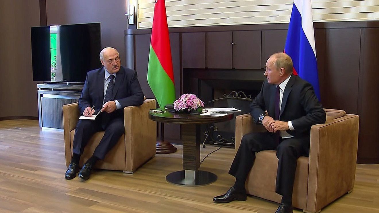 Lukașenko, la întâlnirea cu Putin: Occidentul încearcă să destabilizeze Belarus/ Dar nu există înălţimi pe care bolşevicii să nu le fi cucerit. Vom trece şi de aceasta