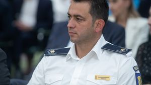 Șeful Poliţiei de Frontieră şi şeful IPJ Maramureş, eliberaţi din funcţie după ce primarul condamnat Cătălin Cherecheș a reușit să fugă din țară