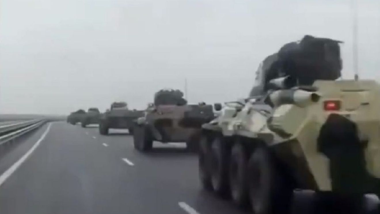 Zelenski: Rusia nu şi-a retras echipamentul militar din apropierea frontierei cu Ucraina
