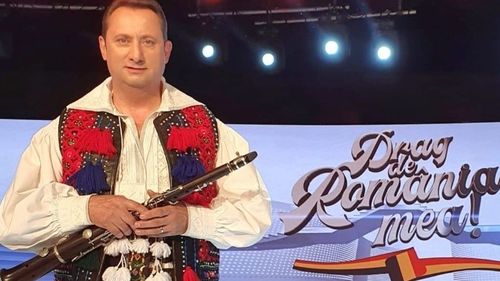 Un fost procuror devenit sinecurist PSD și un cântăreț de muzică populară, vocal și taragot, candidează pentru cele două posturi de membri CSM din partea societății civile