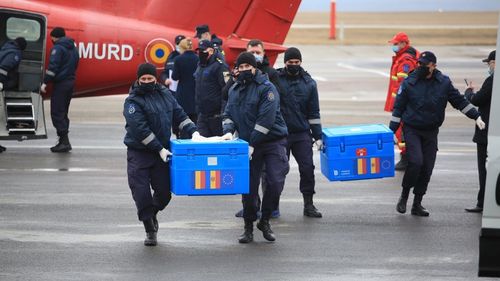 Incapabile să-și vaccineze populația, România și Bulgaria donează vaccinuri în țări din afara UE