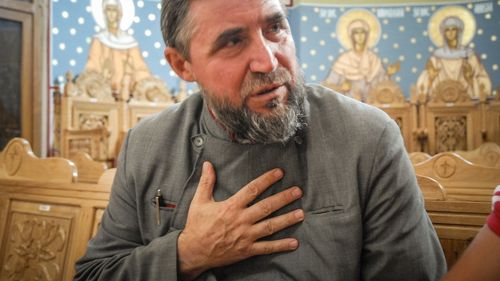 Preot sibian, după ce a ajuns internat la spital cu Covid: ”Antivacciniștii sunt influențați malefic de duhurile demonice”