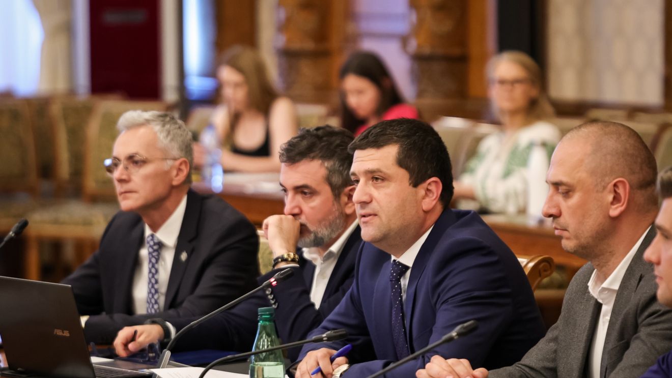Ministru Miruţă: Companii care gestionau resursele statului au fost conduse de nişte oameni, au început să scadă cifrele financiare, să aibă pierderi, să intre în insolvenţă; pentru unele se doreşte să treacă în faliment; sunt ochi aţintiţi să tragă din patrimoniu