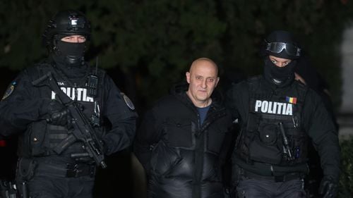 S-a dispus arestul preventiv, în lipsă, pentru mercenarul Horațiu Potra / Un număr de 16 persoane din cercul lui Călin Georgescu au fost arestate preventiv, trei persoane au primit arest în lipsă și două arest la domiciliu