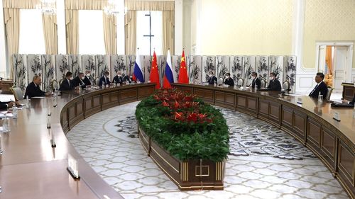 Rar moment de tensiuni în public între Beijing și Moscova: Ambasada Chinei în Rusia a criticat tratamentul aplicat cetățenilor chinezi la frontieră