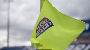 Cagliari a învins Monza, scor 3-0, în Seria A. Florinel Coman și Răzvan Marin au fost doar rezerve