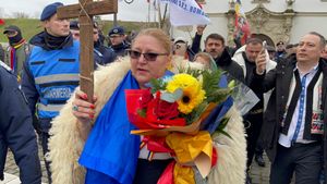 Diana Șoșoacă află marți dacă rămâne fără imunitate. Parlamentul European votează cererea Parchetului General