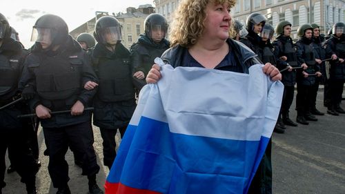 Exodul bizar al rușilor. Țara în care oamenii au fugit de Putin și au dat de un regim asemănător