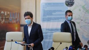 Nicușor Dan vrea să abroge două hotărâri ale Consiliului General prin care erau relaxate condițiile de construire pe bazele sportive