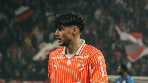 Dinamo a ratat șansa de a urca pe primul loc / A pierdut cu UTA: 0-2