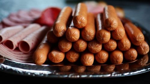 Dieta sănătoasă poate fi stricată cu doar câteva alimente ultraprocesate. Riscul de AVC crește serios