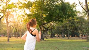 Miturile despre fitness, contrazise de experți/ Printre ele: Alergarea este rea pentru genunchi sau cei 10.000 de pași pe zi pentru a fi sănătos