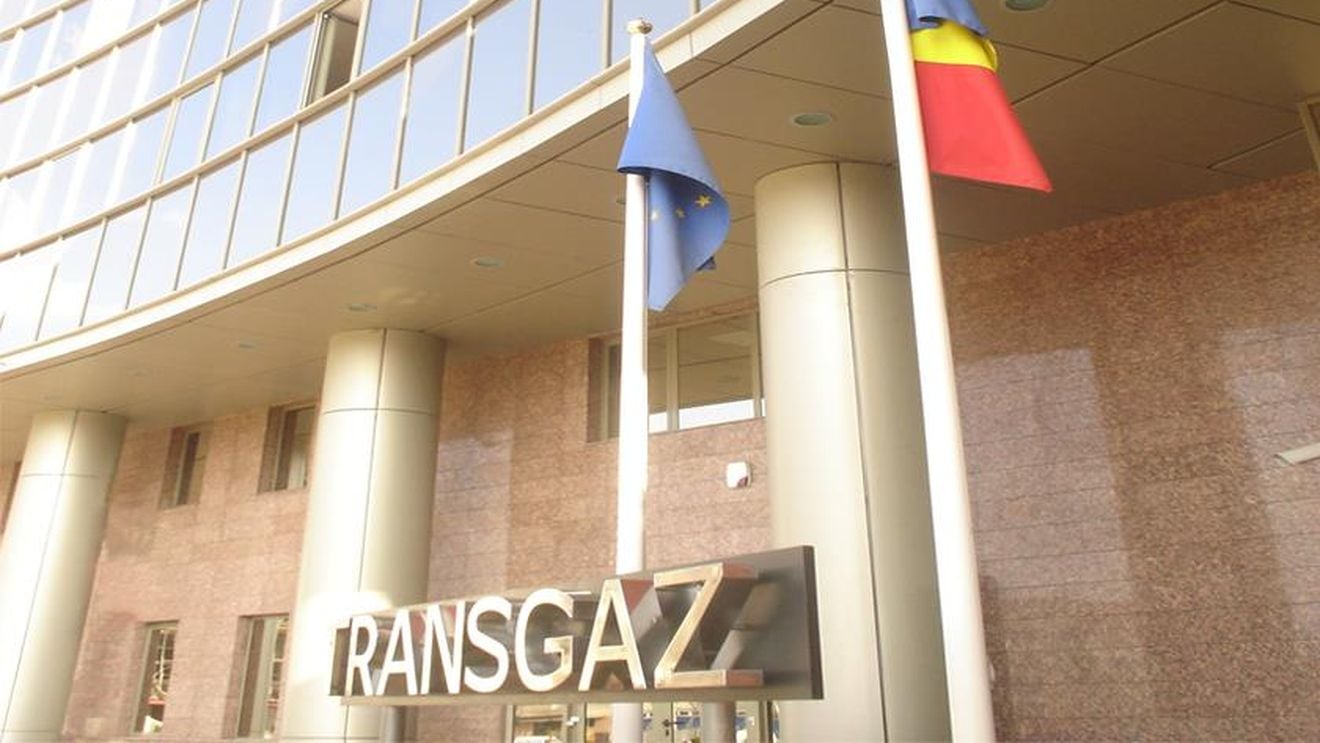 Transgaz, companie exceptată de la „ordonanța austerității”, cumpără 735 de telefoane mobile pentru angajați, din care 80 de iPhone-uri de ultimă generație