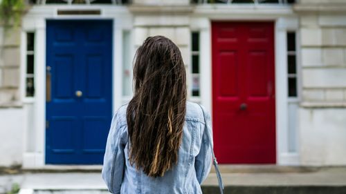 Dincolo de ratiune: De ce votăm cum votăm