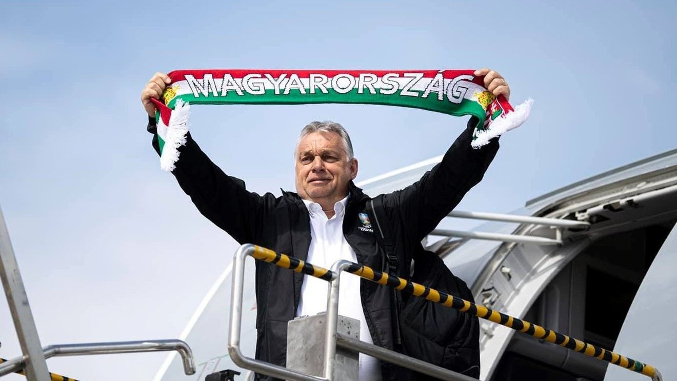 Publicație de opoziție de la Budapesta: Pe lângă iliberalism şi susținerea lui Putin, maghiarii din Bazinul Carpatic sunt acuzați de revizionism