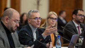 Stelian Ion (USR) despre candidaturile la șefia parchetelor: Dl Voineag va încerca să exercite informal chiar mai multă putere decât are în prezent, prin intermediari și prin păstrarea unei funcții de conducere importante la nivelul Parchetului General