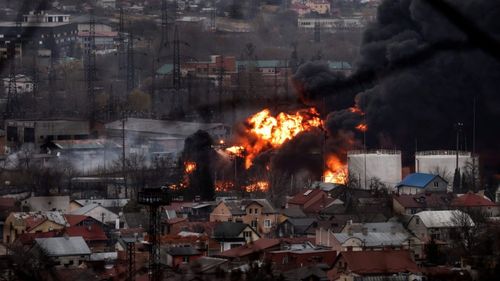 Rusia atacă vestul Ucrainei, în plină zi / O dronă a lovit centrul orașului Liov / Cel puțin două persoane au fost grav rănite