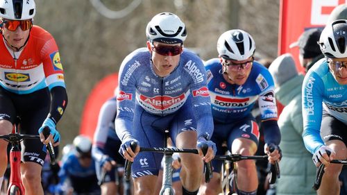 Belgianul Jasper Philipsen a câştigat prima etapă a Turului Franţei