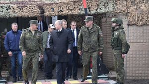 LIVE Ziua 249 de război. Rusia acuză Ucraina că a trimis drone maritime în atacul flotei ruse la Marea Neagră ”pe coridorul cerealelor”/ Ucraina acuză Rusia de „șantaj” și de „atacuri teroriste inventate” după exploziile din Crimeea