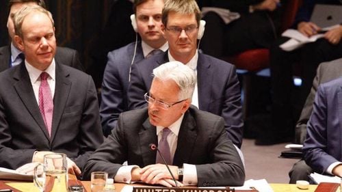 MAE: Alan Duncan a transmis că indiferent de deznodământul procesului Brexit, drepturile cetăţenilor români din Marea Britanie vor fi respectate