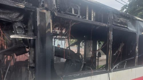 Un autobuz din Oradea a luat foc în mers / Nicio persoană nu a fost rănită