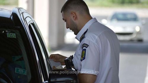 Circa 148.800 de persoane au intrat pe 1 decembrie prin punctele de frontieră / S-a refuzat intrarea în ţară a 15 cetăţeni străini
